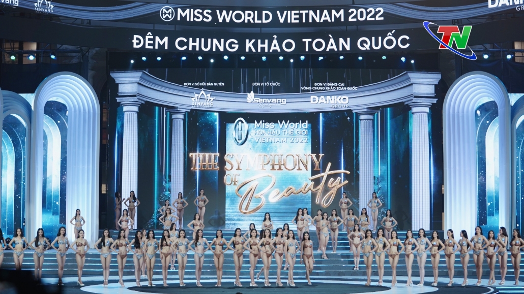 Cận cảnh phần trình diễn áo tắm của thí sinh Hoa hậu Thế giới Việt Nam 2022