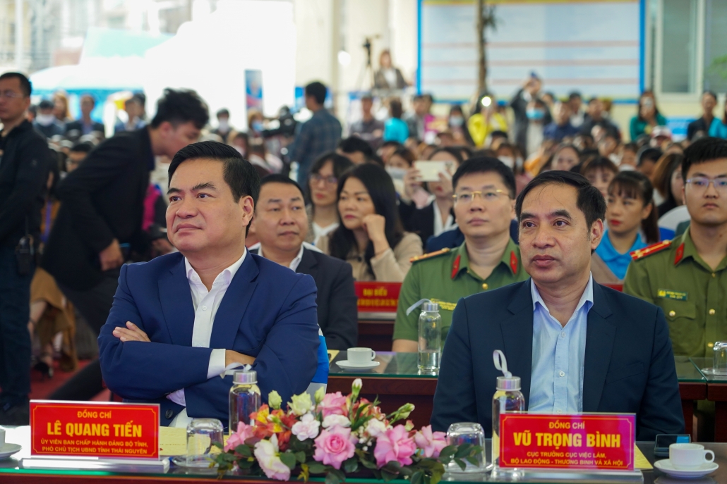 Khai mạc Tuần cao điểm kết nối cung - cầu lao động tỉnh Thái Nguyên năm 2023 Khai mạc Tuần cao điểm kết nối Cung - Cầu lao động tỉnh Thái Nguyên năm 2023