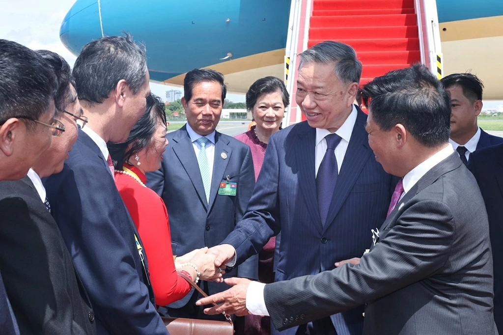 Chủ tịch nước Tô Lâm bắt đầu thăm cấp Nhà nước Vương quốc Campuchia