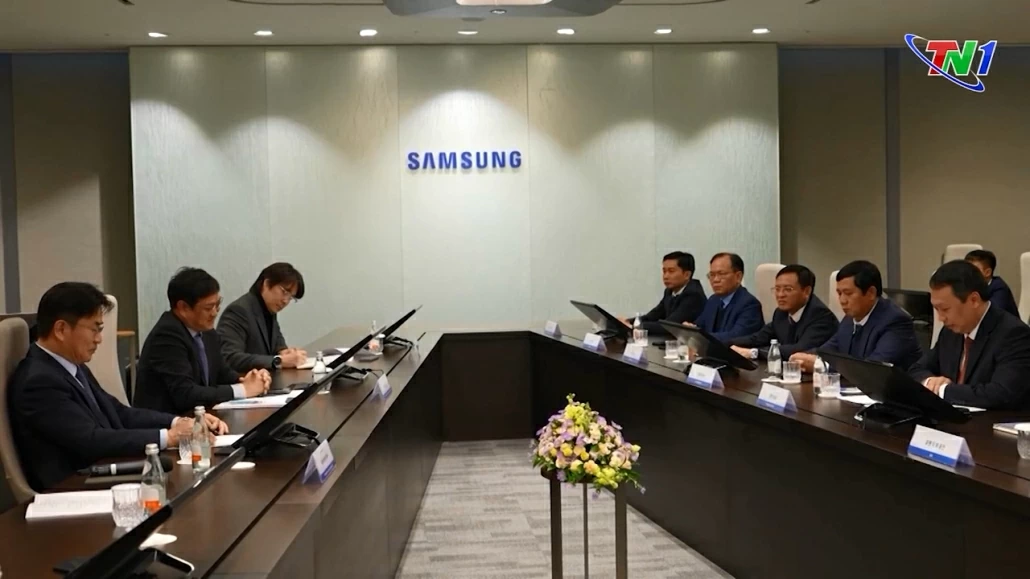 Đoàn công tác tỉnh Thái Nguyên làm việc với SamSung Electronics