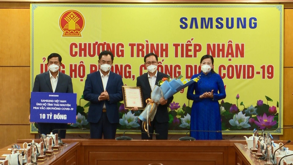 Samsung Việt Nam ủng hộ gần 11 tỷ đồng cho tỉnh Thái Nguyên phòng, chống dịch COVID-19