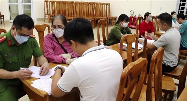 Quảng Bình: Triệu tập gần 100 người liên quan ổ nhóm đánh bạc