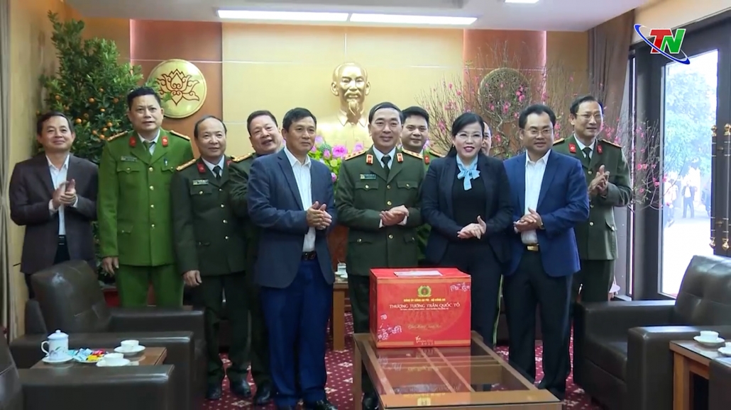 Lãnh đạo Bộ Công an thăm và chúc Tết tỉnh Thái Nguyên