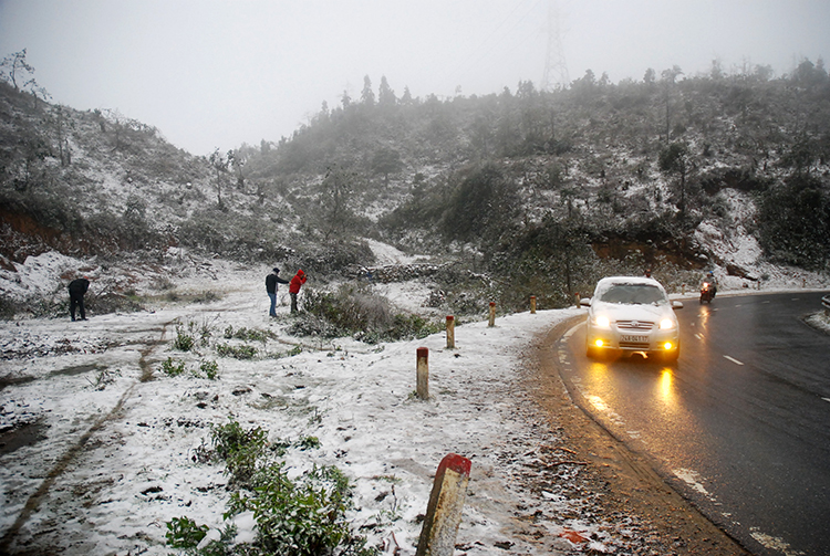 Thời tiết ngày 8/2: Bắc Bộ, Bắc Trung Bộ mưa rét, vùng núi cao có khả năng xảy ra băng tuyết
